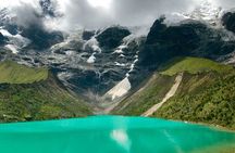 Private Hiking Tour at Humantay Lake