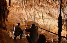 Private Tour : Original Prehistoric Cave by EXPLOREO SARLAT