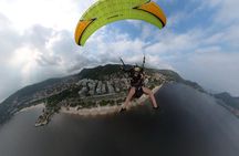 Paragliding Flight Experience in Niterói, Rio de Janeiro