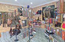 Nairobi Tour: Giraffe Center, Kobe Beads & Karen Blixen Museum