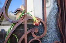 Chacarita Walking Tour - Spooky Cemetery, History & Pizza