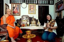 Luang Prabang Foodie Walking Tour and Monk Blessing
