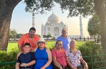 Taj Mahal Same Day Luxury Tour By SUPERFAST Train From Delhi 
