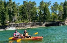 Cave Point Kayak Tour
