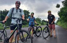 Private BiciTour Giant Tortoises and Lava Tunnel in Galapagos