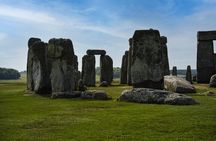 Small-Group Day Trip to Stonehenge, Bath and Windsor from London 