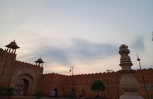 Guided Morning E-Rickshaw Ride with Food Tasting at Jaipur