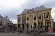 Private Tour of Delft and The Hague including Transfer