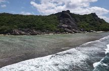 Private Full-Day Tour in Praslin and La Digue