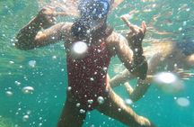 Guided Kayak & Snorkel tour to Costa Brava: Small Group and Lunch
