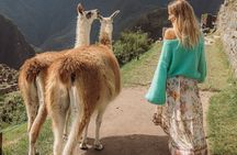 2-Day Tour Machu Picchu by Panoramic Train + Sacred Valley