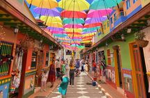 Private Tour to Guatapé with Helicopter Boat Ride and Roca Peñol