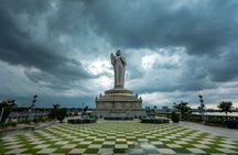 Hussain Sagar Lake Private Walking Tour in Hyderabad 