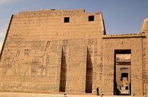 Private Tour to Madinat Habu, Valley of Nobles and Deir El Madina