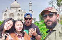 Private Taj Mahal and Agra Fort Same Day Tour from Delhi by Car