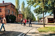 Day Tour to Auschwitz Birkenau Museum with Transportation