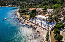 Split Half Day Tour to Blue Lagoon, Shipwreck & Trogir Island