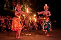The mystical Uluwatu temple and the Kecak fire dance
