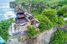 The mystical Uluwatu temple and the Kecak fire dance