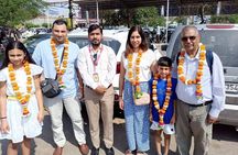 All Inclusive- Taj Mahal and Agra Tour from Delhi Superfast Train
