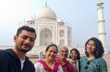 3-Hour Unimaginable Beauty of Taj Private Guided Tour