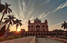 Full-Day New and Old Delhi Private Car Tour with Pick Up