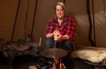 2-hour Outdoor Lappish Dinner in Ylläsjärvi