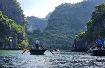 Halong Bay Overnight Cruise with Water Activities