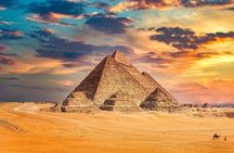 Private Cairo and Giza Guided Day Tour with Lunch from Hurghada
