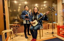 Tsugaru shamisen performance over traditional dinner