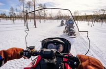 2-hour Early Winter Snowmobile Safari in Rovaniemi, Apukka Resort
