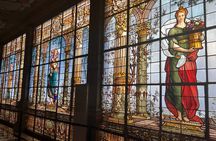 100% private tour in Chapultepec Castle & around (with transport)