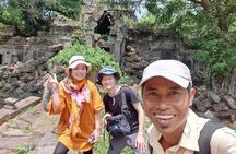 Sacred Stones & Jungle Ruins: Beng Mealea and Banteay Srei