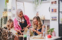 Learn embroidery in Arabic calligraphy in Marrakech