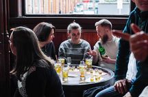 Sip and Stroll Whiskey History Walking Tour in Dublin