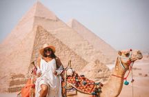Full-Day Tour to Giza Pyramids Saqqara Memphis Sphinx Private