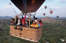 Teotihuacan balloon flight