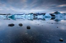 Diamond Beach & Jökulsárlón Floating Glacier Guided Day Tour