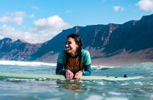 Surf Lesson for Beginners in Famara: Introduction in Surfing