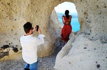 Santorini: Private Sightseeing Tour with Local Guide