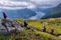 Full-Day Fjord Hiking private- Bergen 