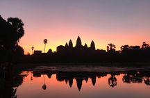 Exclusive 1-Day Angkor Wat Sunrise Experience with a Small Group