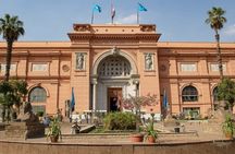 7 Hour Private Tour in Pyramids of Giza and The Egyptian Museum