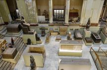 7 Hour Private Tour in Pyramids of Giza and The Egyptian Museum