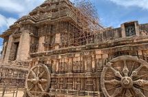 Full Day Private Tour to Konark Temple and Puri from Bhubneswar
