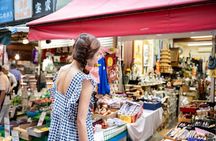Private Food Tour in Downtown Yanesen and Nezu Shrine