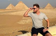 Egyptian Museum and Giza Pyramids 