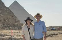 Egyptian Museum and Giza Pyramids 