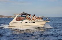 Private yacht rental for 2 hours