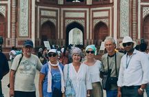 Agra:Entry Ticket Of Tajmahal With Guide 